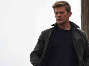 Reacher | Alan Ritchson lesiona rosto durante gravações da 4ª temporada, veja
