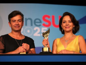 Bonito CineSUR 2025 premia filmes de Bárbara Paz e Anna Muylaert