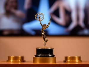 Emmy 2026 | Onde assistir às principais séries indicadas