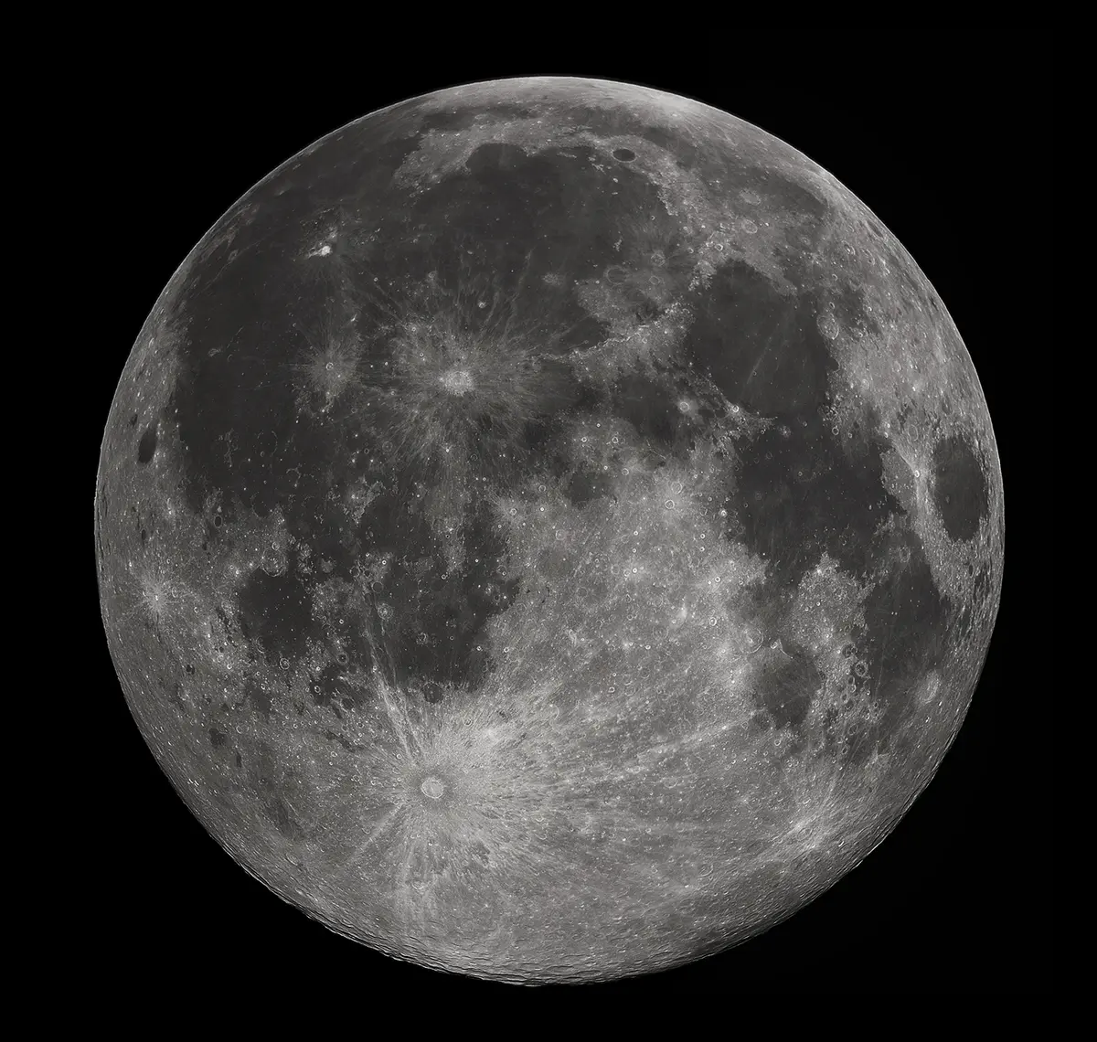 Eclipse lunar cobre 96% da Lua nesta madrugada visível em todo Brasil