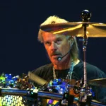 Frank Beard, baterista lendário do ZZ Top, morre aos 77 anos
