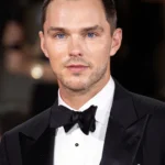 Nicholas Hoult abandona série de Harry Potter por conflito de agenda