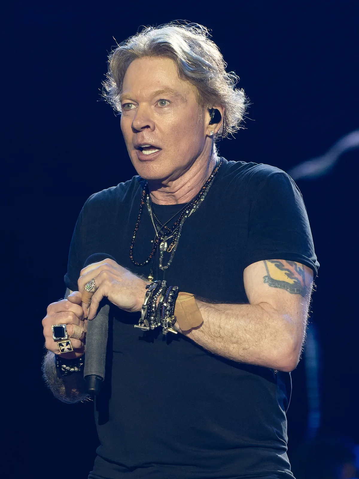 Axl Rose e Guns N' Roses anunciam turnê Brasil 2026 com 9 shows