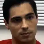 Danilo Mesquita aparece ao lado de Anitta na coroação da Grande Rio