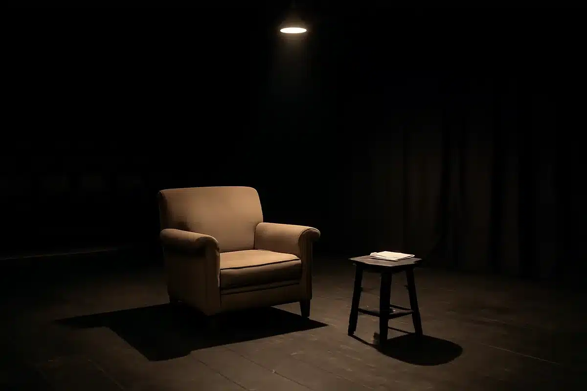 Nívea Maria em cartaz com a peça 'Querida Mamãe' e diz não pensar em aposentar