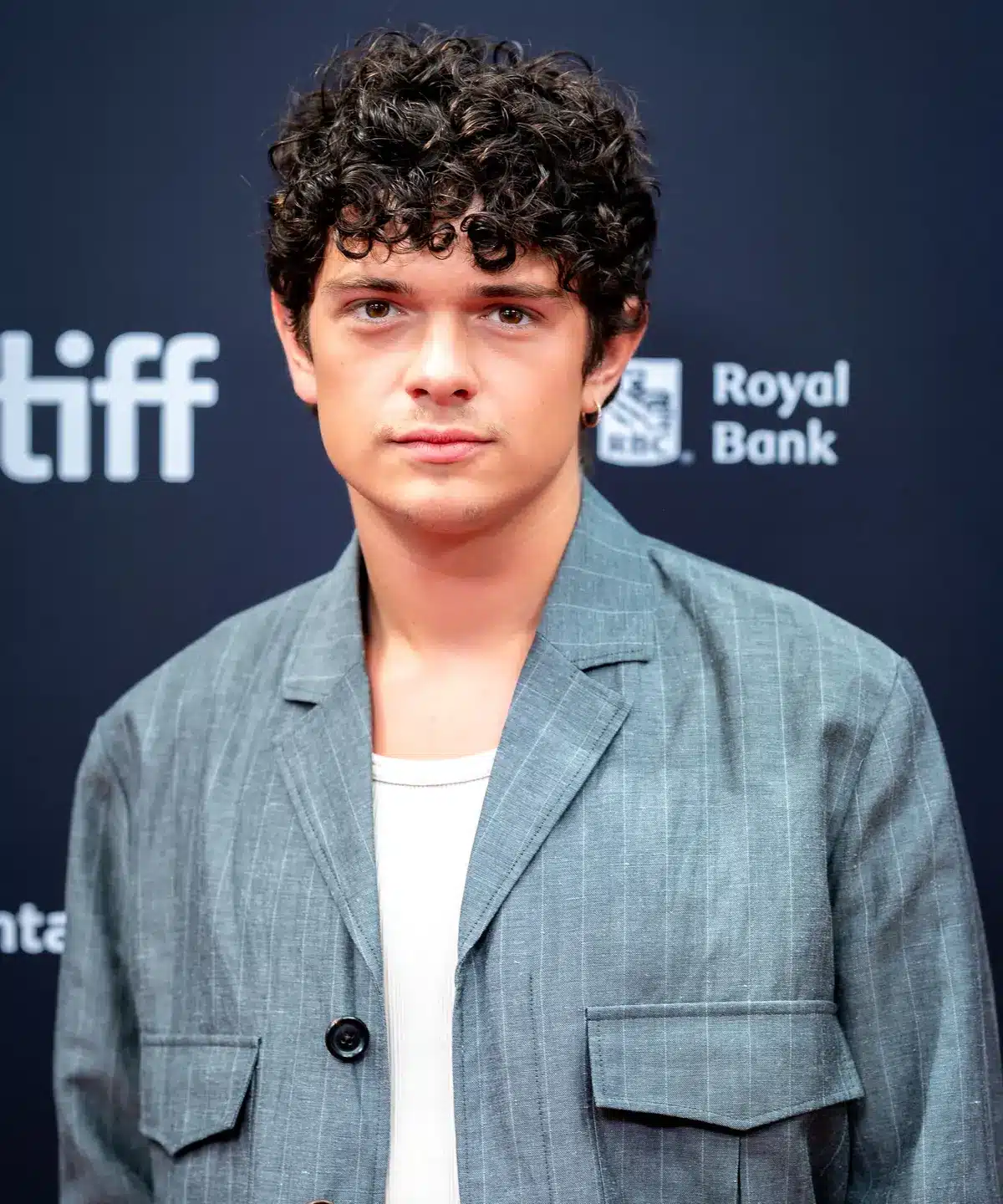 Noah Jupe completa 21 anos em fevereiro com carreira em alta